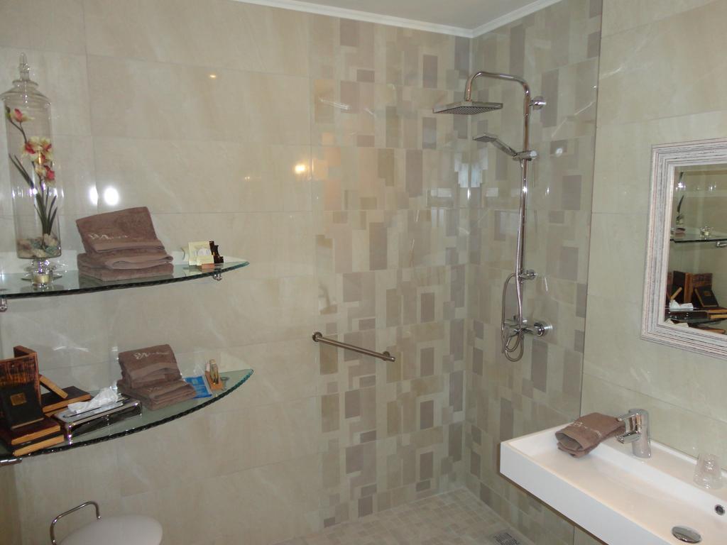 Laakdal Art Of Dreams Deluxe 4 Stars B&B 객실 사진